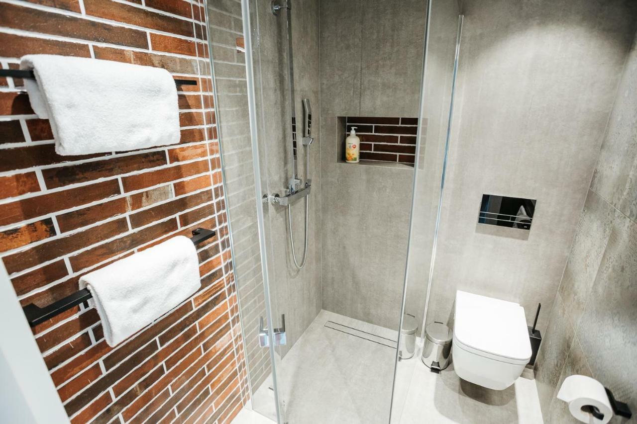 Diamond - Luxurious Apartment - A/C Krakau Buitenkant foto